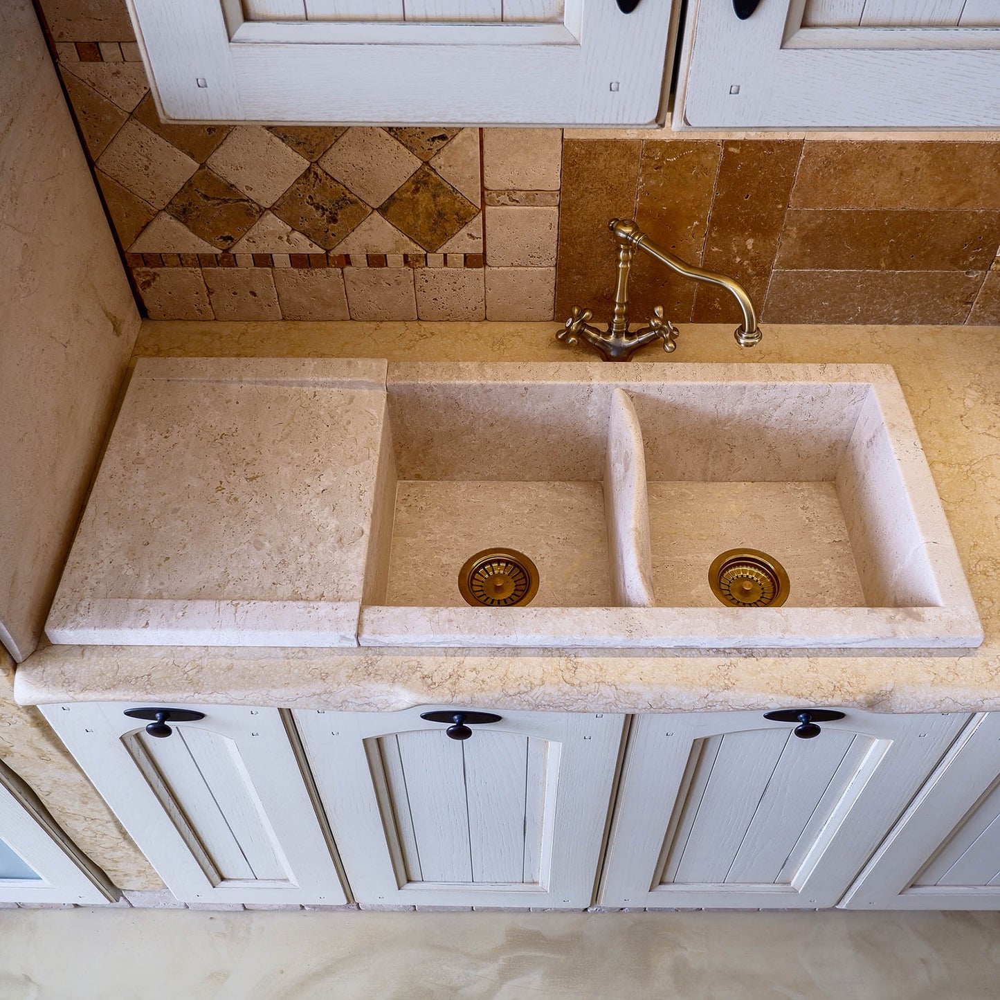 Lavello Cucina doppia vasca con gocciolatoio in Pietra Marmo Bianco di Orosei | Stone Art 